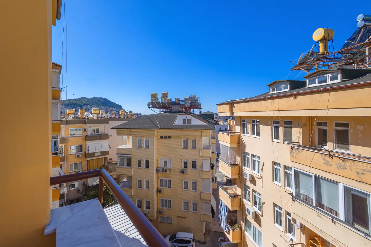 Buy Apartment Alanya Center Spacious 3+1 Residence (10) City view balcony in Alanya Center