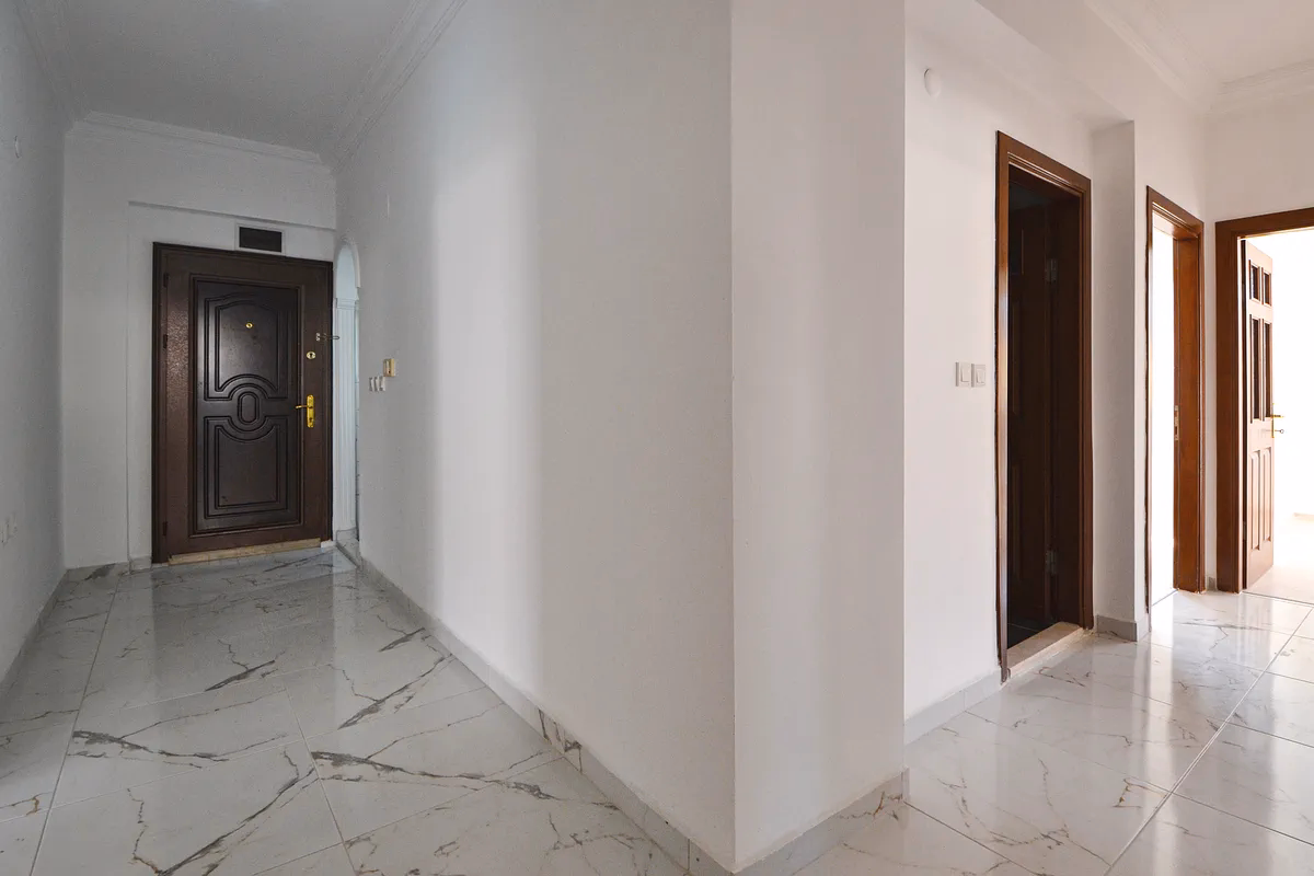 Buy Apartment Alanya Center Spacious 3+1 Residence (4) Spacious living room in Alanya Center apartment