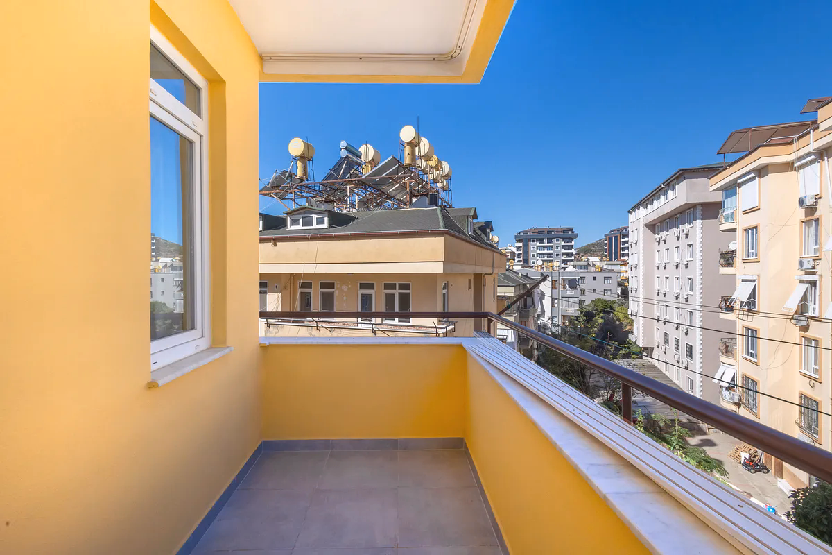 Buy Apartment Alanya Center Spacious 3+1 Residence (9) City view balcony in Alanya Center