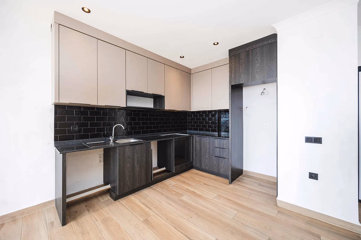 Buy Apartment Alanya – Küçüker Tower 1+1 Sea View Luxury (20) Open kitchen design Alanya 1+1 flat