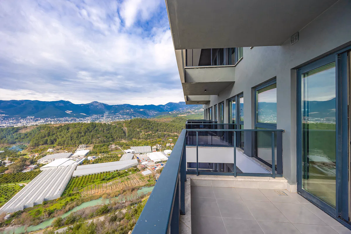 Buy Apartment Alanya – Küçüker Tower 1+1 Sea View Luxury (5) Balcony view Küçüker Tower Kestel
