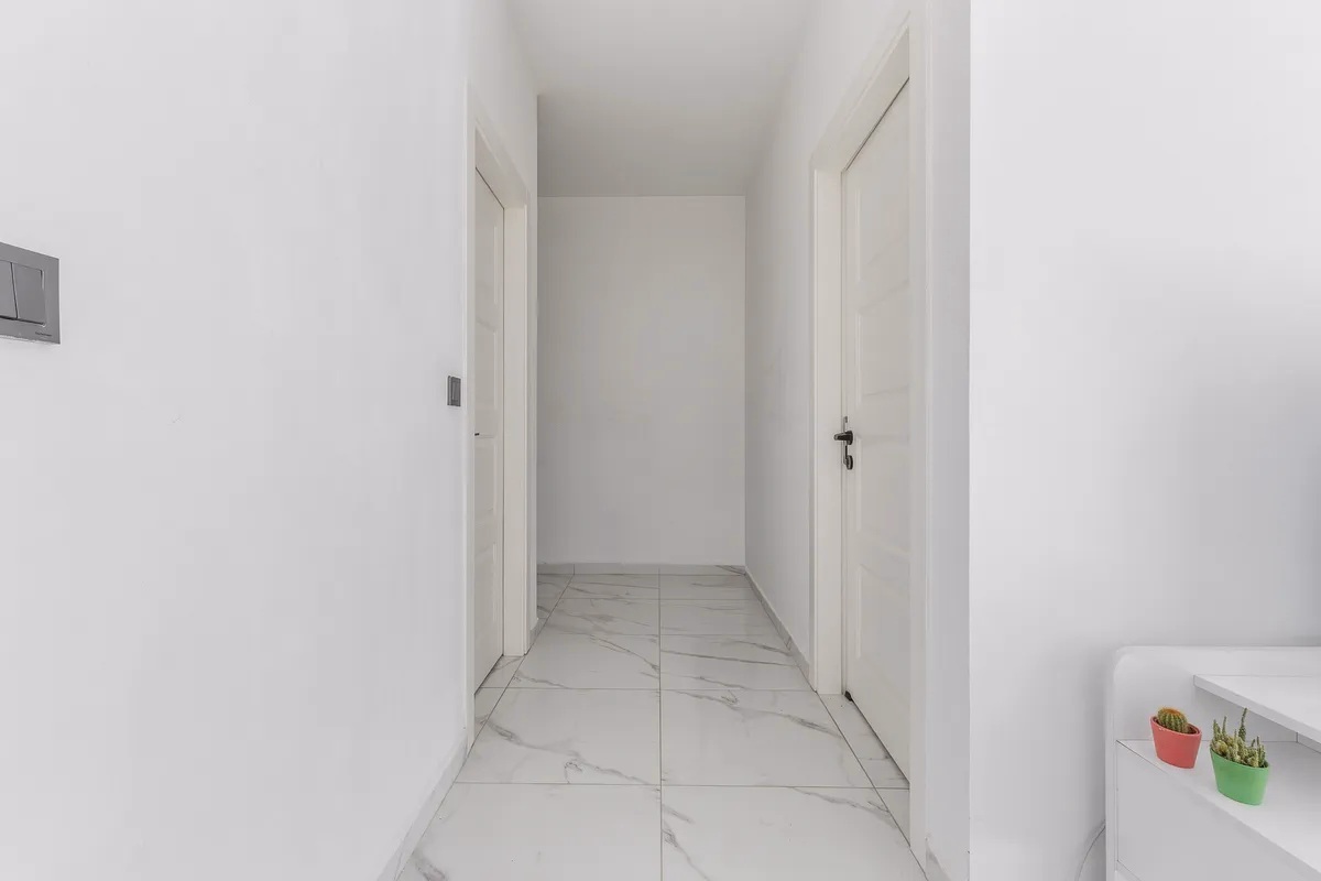Buy Apartment Mahmutlar Alanya — Furnished 1+1 in Best Life 8 (3) Bright furnished bedroom in Best Life 8 Alanya apartment