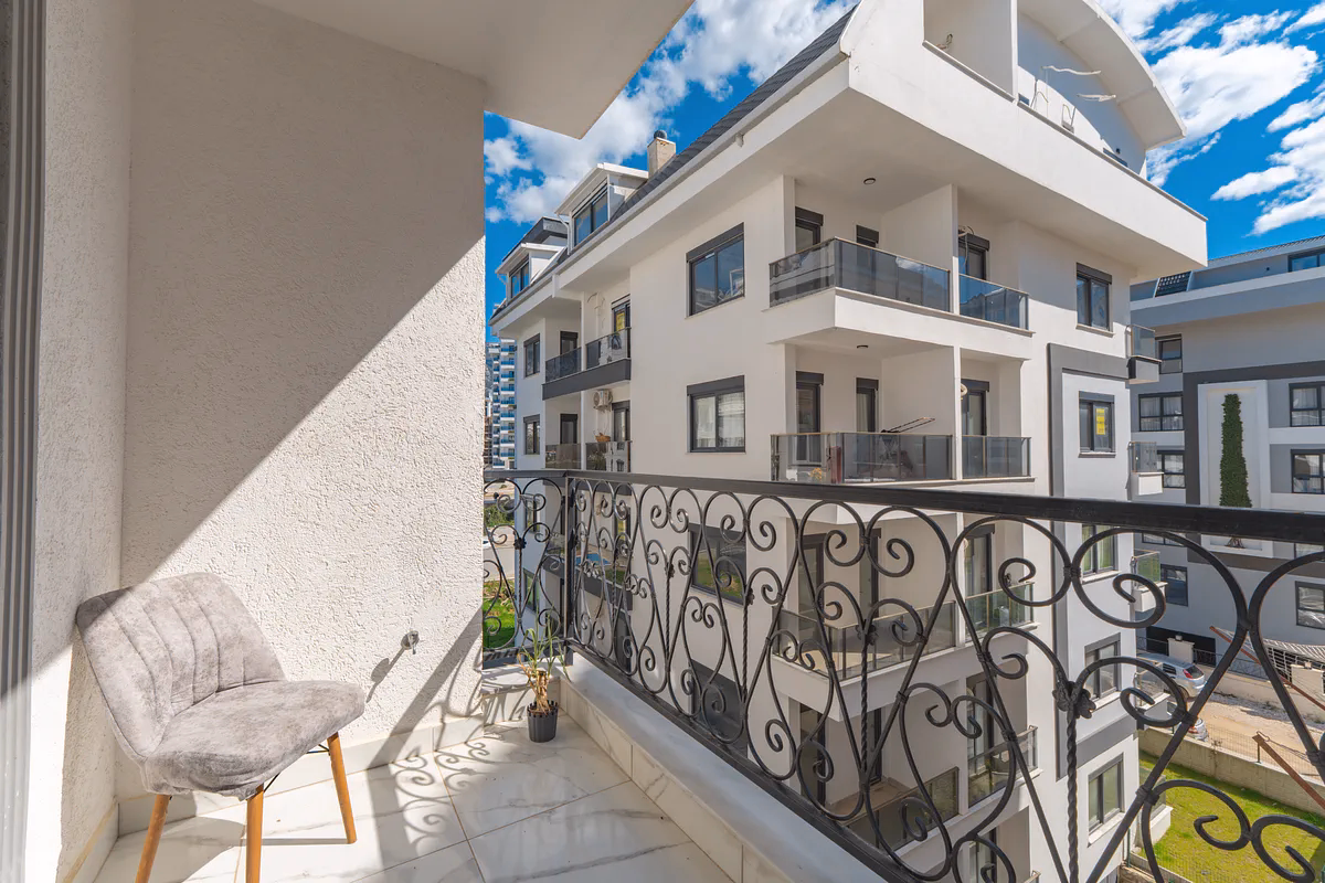 Buy Apartment Mahmutlar Alanya — Furnished 1+1 in Best Life 8 (5) Private balcony with outdoor views at Best Life 8 Mahmutlar
