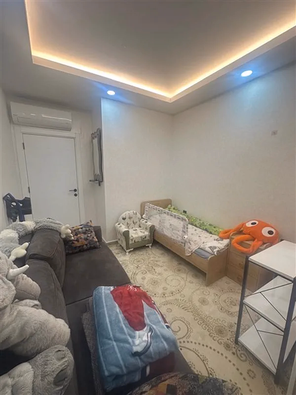 Furnished 1+1 Apartment in White Residence Oba (7) Modern living room in White Residence Oba Alanya apartment