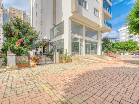 Lotus Residence Mahmutlar Alanya 8-storey complex exterior