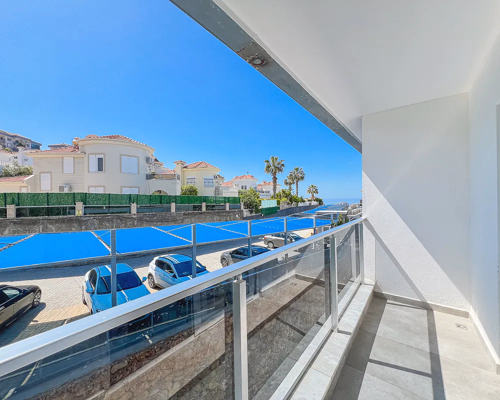 Modern Studio Apartment in STAY SUIT Residence, Kargicak (18) Balcony with sea and city views in Kargicak Alanya apartment