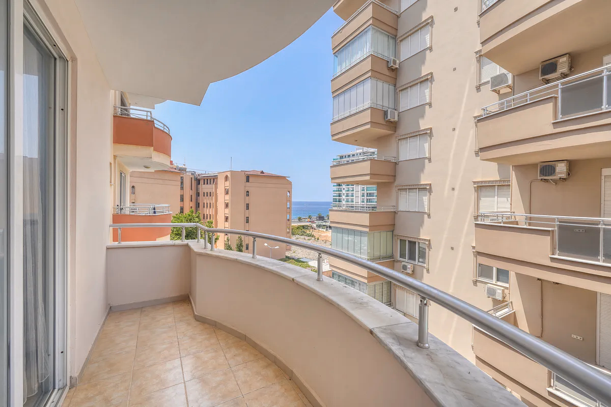 Namık Kemal Apartment Mahmutlar Sea (3) Private balcony at Namık Kemal apartment Mahmutlar Alanya