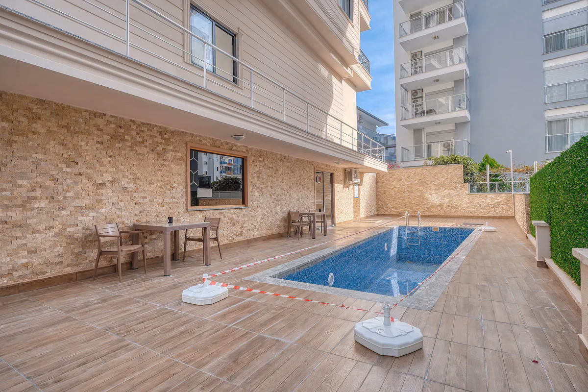 Outdoor swimming pool at Novita 11 complex Mahmutlar Alanya
