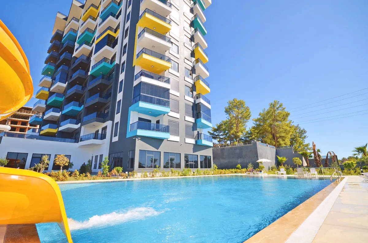 Pine Garden Avsallar Alanya (2) Outdoor swimming pool at Pine Garden complex Avsallar Alanya