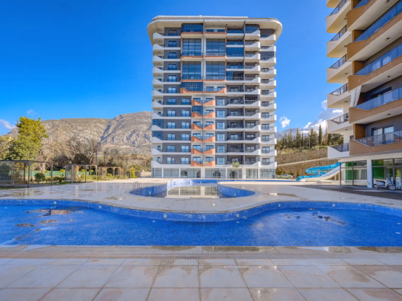 Outdoor swimming pool at TNH Hill