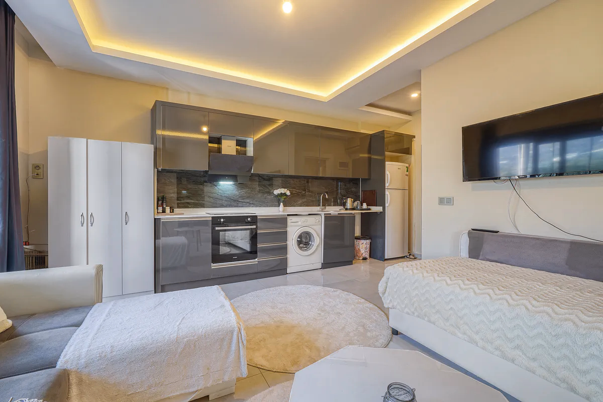 Studio Apartment Mahmutlar Alanya Furnished TNH Hill (5) American kitchen inside Mahmutlar studio
