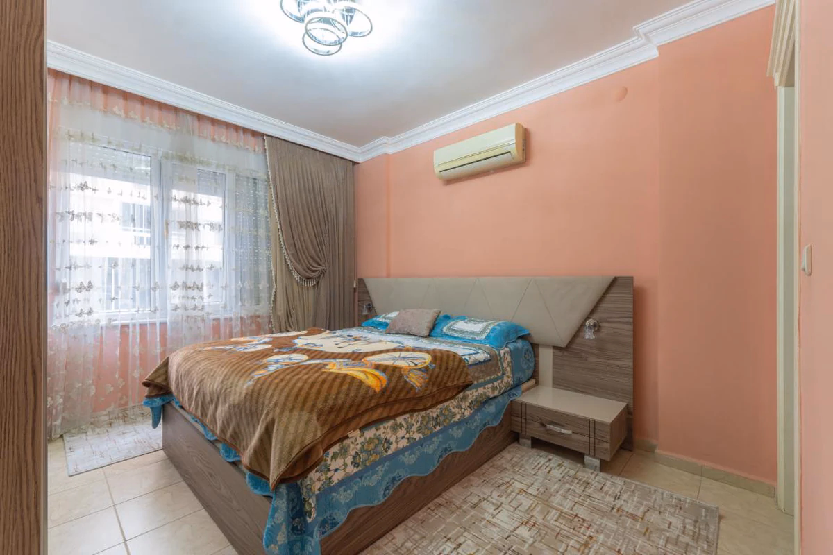 Furnished Apartment Mahmutlar – Spacious 2+1 Near Beach (21) Spacious furnished bedroom in Mahmutlar