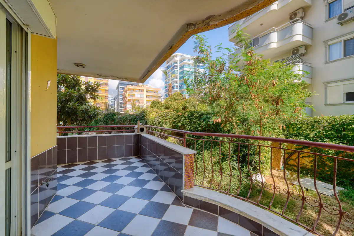 Seafront Apartment Mahmutlar (10) Spacious balcony overlooking Mahmutlar coastline