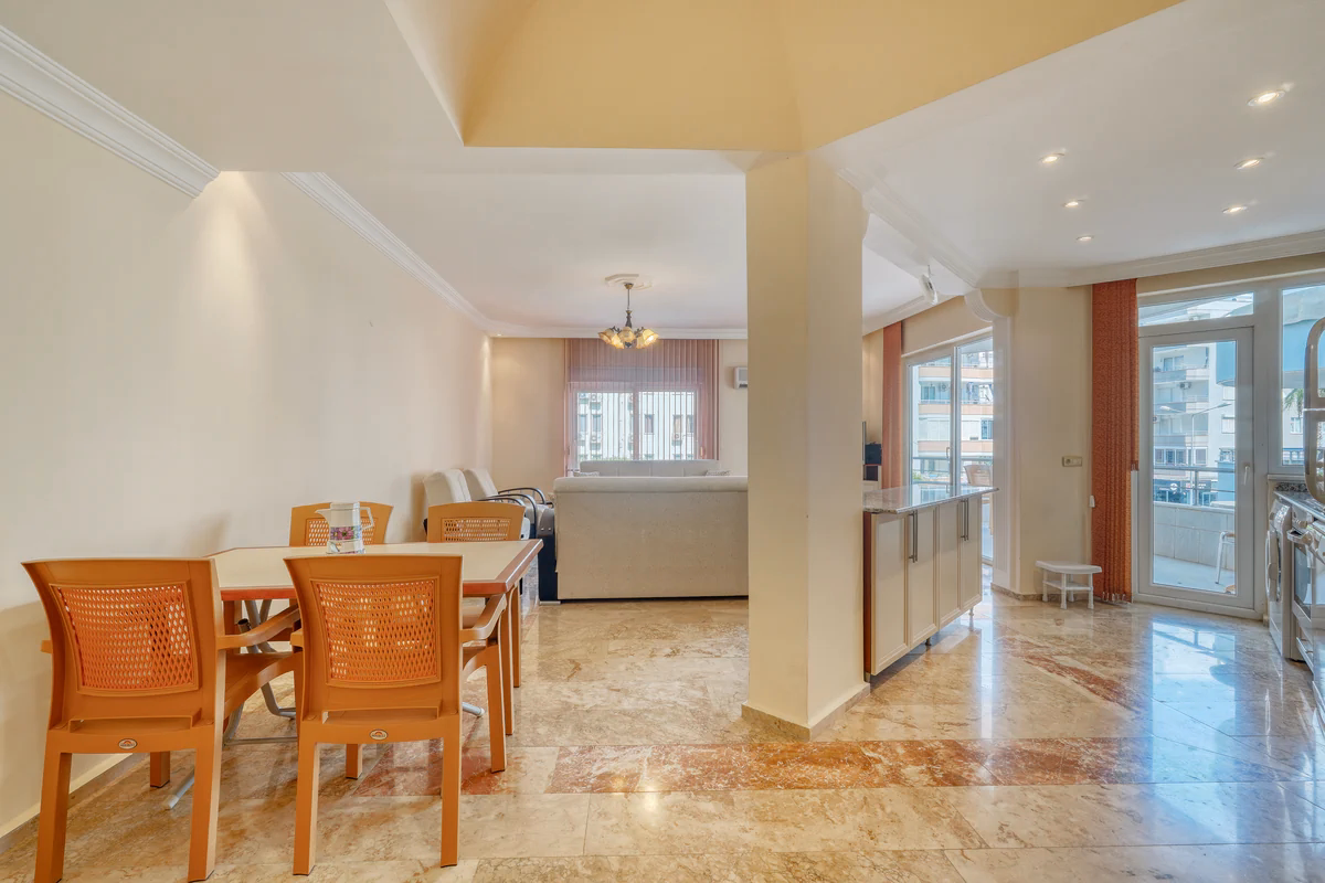 Beachfront Furnished 2+1 Apartment (19) American kitchen in Mahmutlar apartment