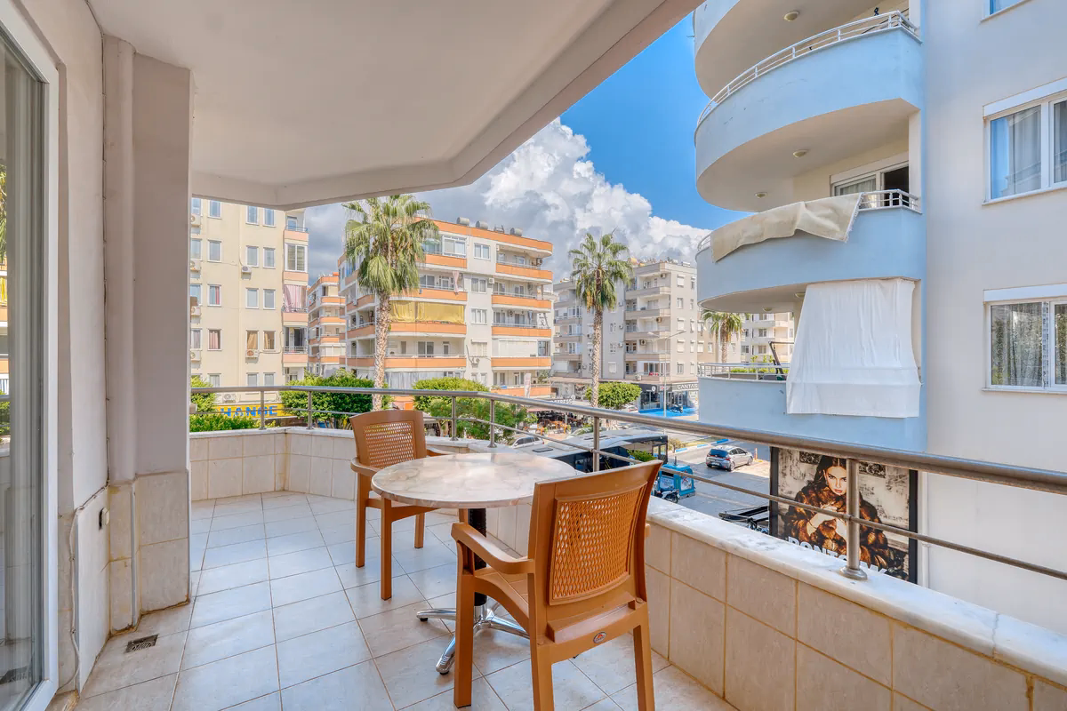 Beachfront Furnished 2+1 Apartment (2) Sea view balcony in Mahmutlar Alanya