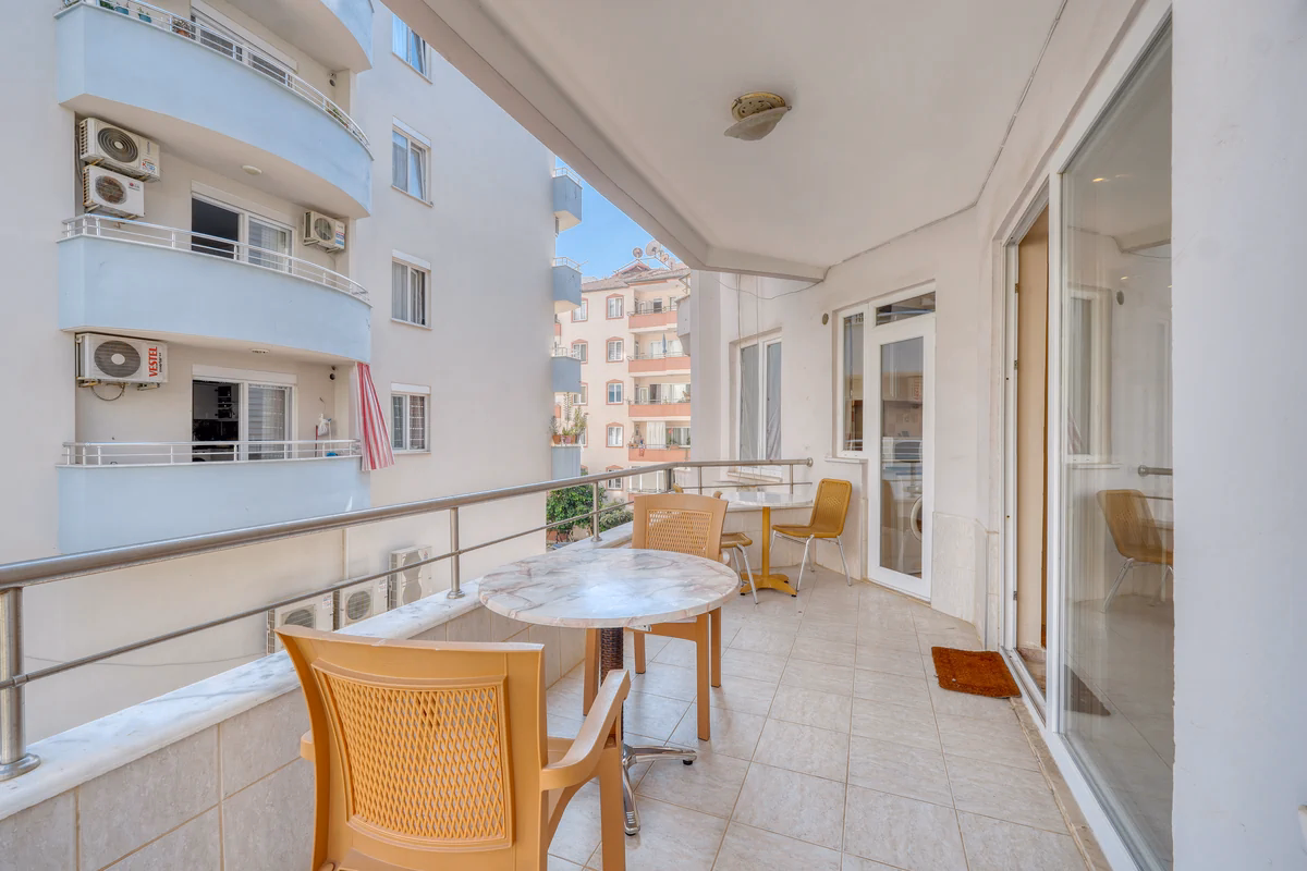 Beachfront Furnished 2+1 Apartment (3) Sea view balcony in Mahmutlar Alanya